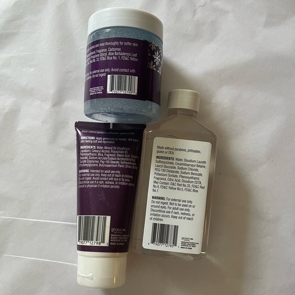 Beaty bundle of 3 items by groovi beauty - Picture 3 of 3